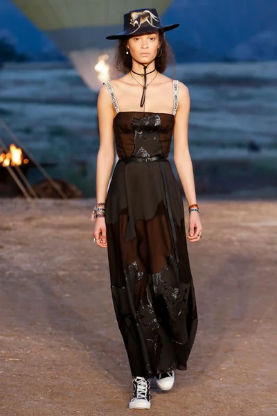 Look 65